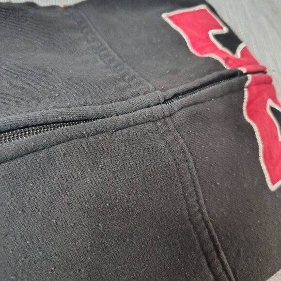 VINTAGE DC Shoes Company Hoodie Jacket Black Red Full Zip Spellout Logo Large - Picture 8 of 9